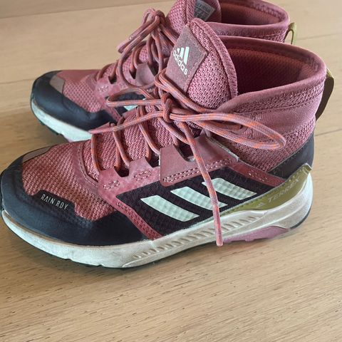 Adidas terrex