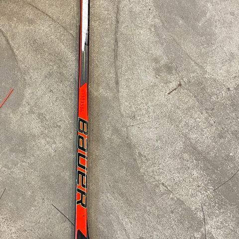 Bauer Vapor youth hockeykølle