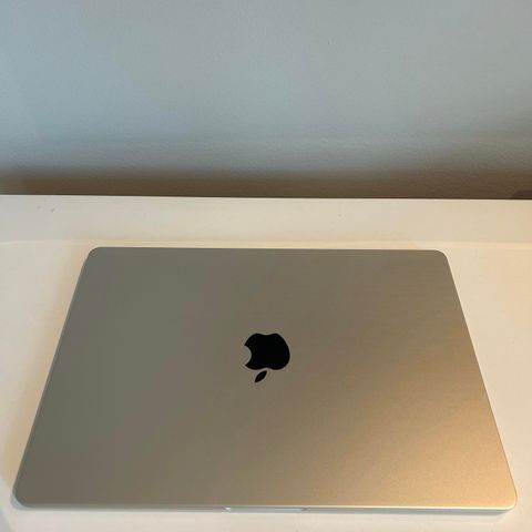 MacBook Air 15’’ M2 256 GB - StarLight (2023)