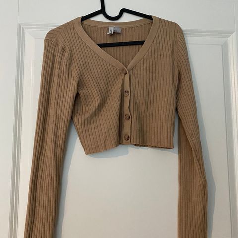 brun kort cardigan