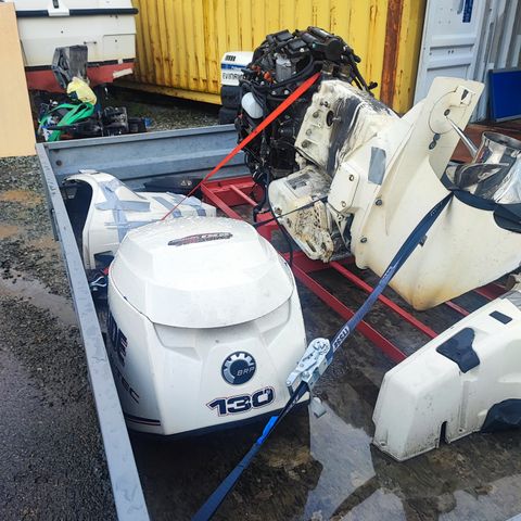 Evinrude Etec 130 hk selges i deler