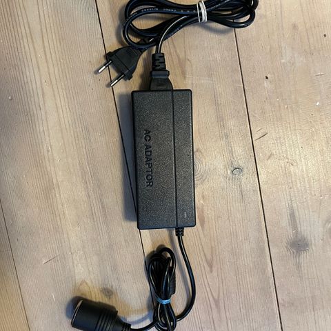 Raze ac-adapter 230V - 12 V 6 A