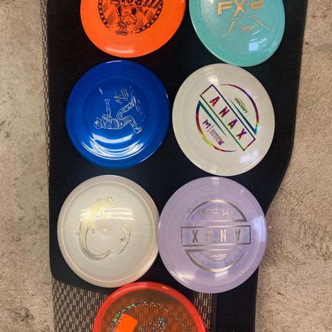 Diverse ukasta frisbees