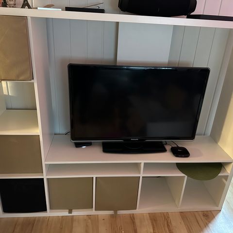 Tv benk fra ikea