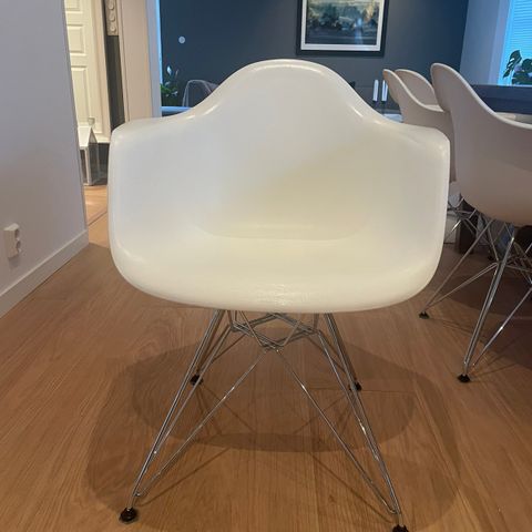 Eames Plastic Armchair