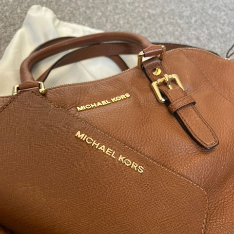 Michael Kors - veske & phone case (pengebok)