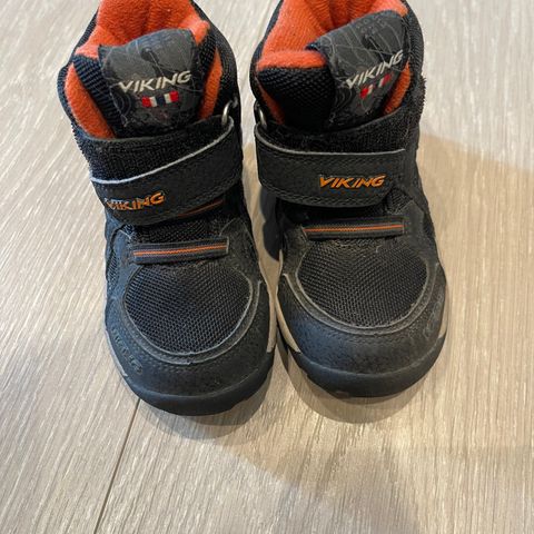 Viking Goretex sko str 22