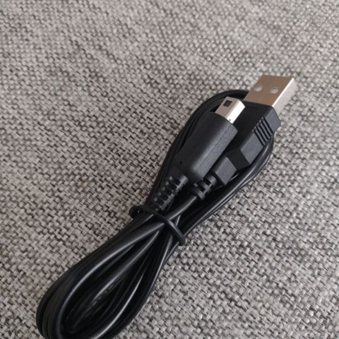 USB Ladekabel til 3DS / 2DS / DSi + fler