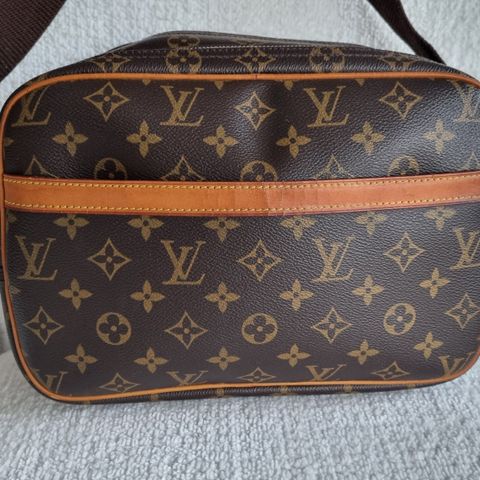 Louis Vuitton reporter PM messenger