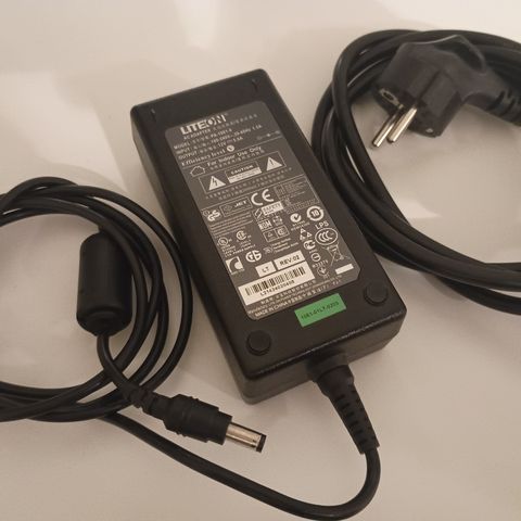 LITEON AC ADAPTER 12v 5.0A 60 Watt Strømforsyning