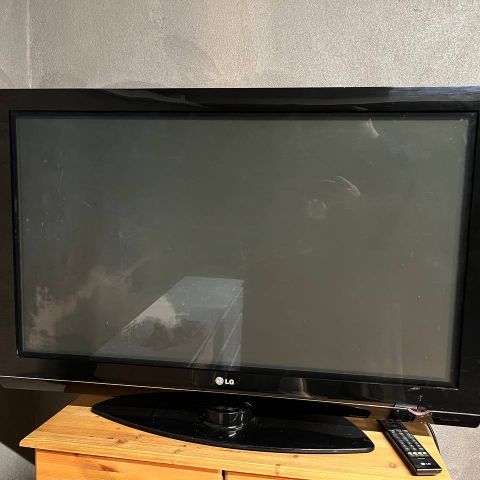 Selger LG TV-apparat