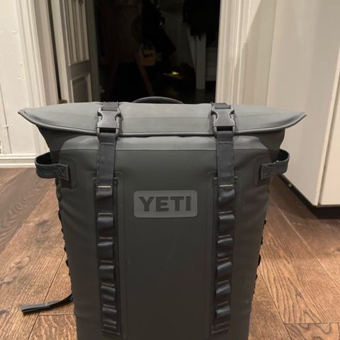 NY PRIS! YETI HOPPER BACKPACK M20 selges rimelig, kun brukt én sesong :)