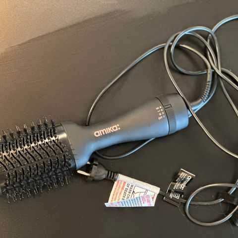 Amika hair blow dryer brush