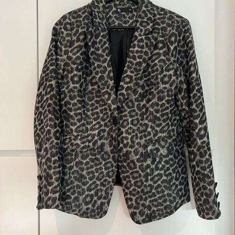 PM Leopard pen dressjakke  str 40