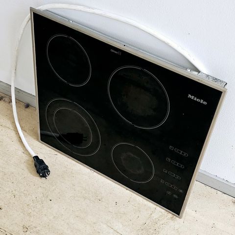 Platetopp keramisk  Miele,  for 1150kr