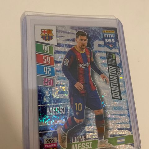 Lionel Messi - Panini Fifa 365 Dominator