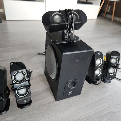 Logitech x530 5.1 speaker system