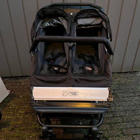 Mountain buggy duet/søskenvogn