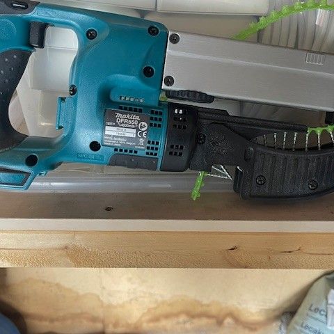 Makita skruautomat dfr550rtjx 18v