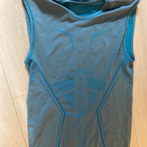 Singlet Falke