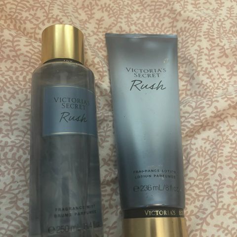 Victoria secret parfyme og lotion