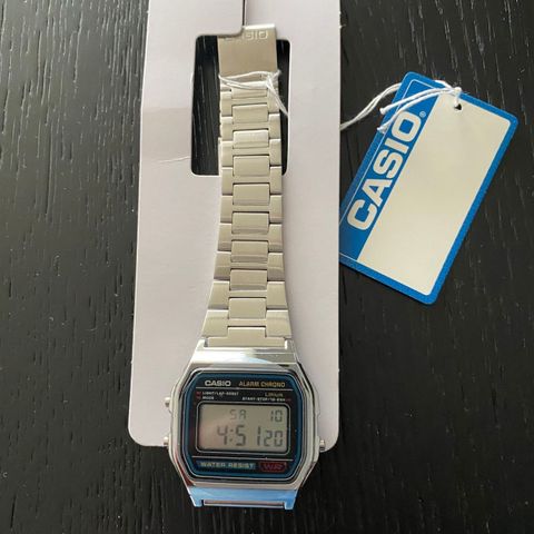 Casio digital retro klokke