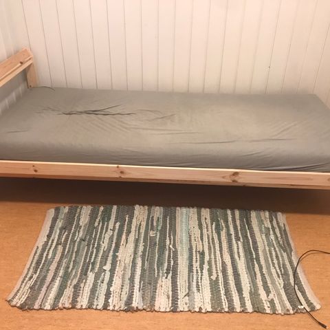 Single bed 90X200 cm