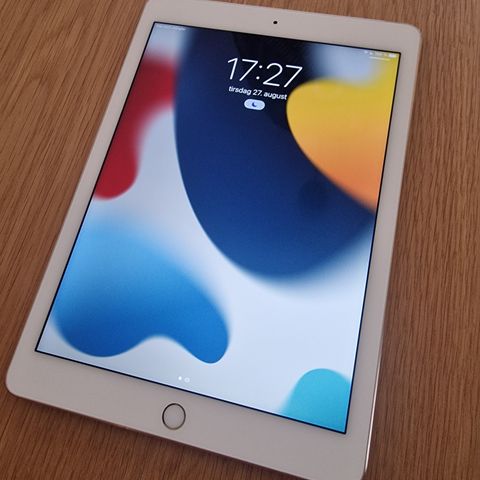 iPad Air 2 16 GB  Wi-Fi og mobildata (A1567)