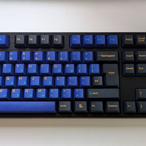 Custom Varmilo x Ducky tastatur