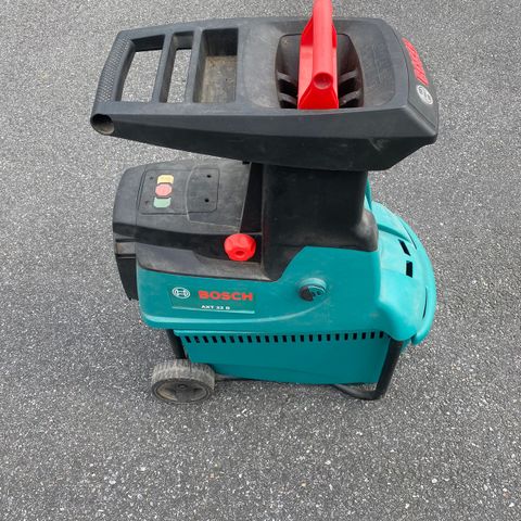 Bosch kompostkvern / grenkutter axt 22 d selges