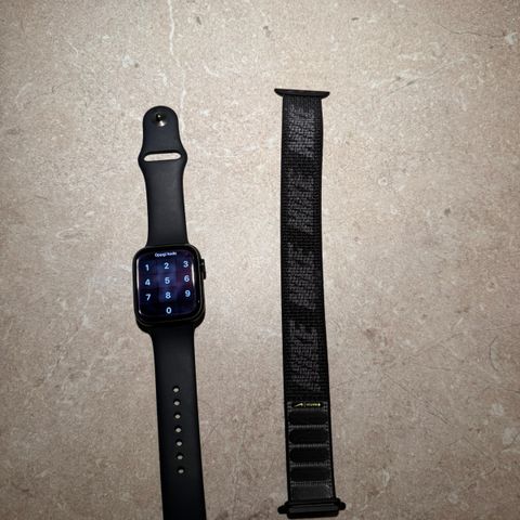 Apple watch series 8 45mm