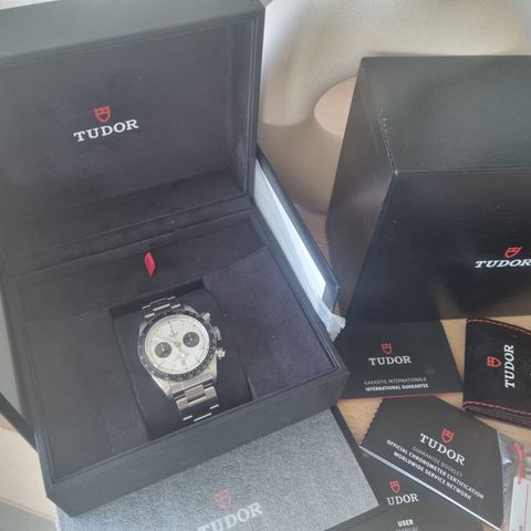 Tudor Black Bay Chrono 79360N