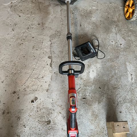 Black & Decker gresstrimmer 36v