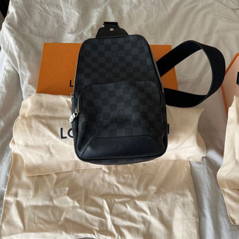 Louis Vuitton Avenue Sling