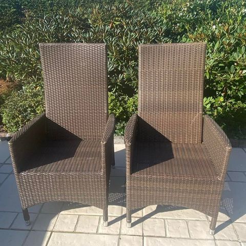 4 fine reclinerstoler i brun kunstrotting