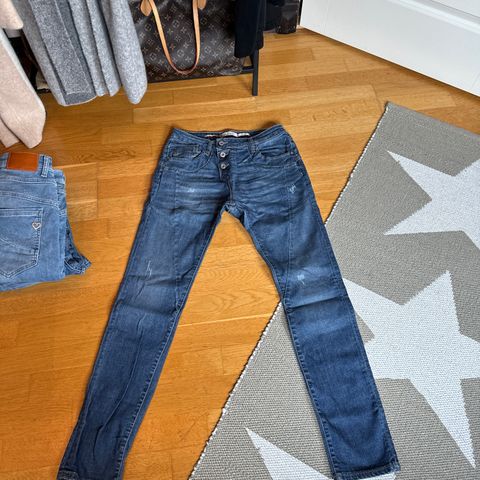 Please jeans str xs