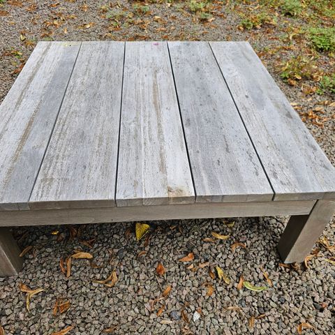 Teak hagebord/loungebord