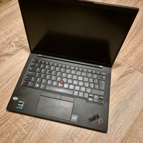 Lenovo ThinkPad X1 Carbon Gen 10 (2023)