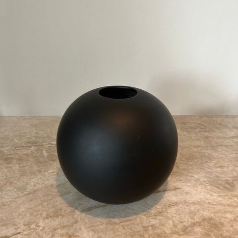 Cooee design vase - medium