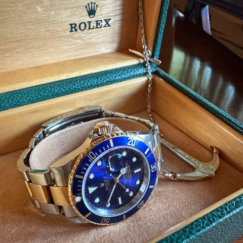 Ny Pris, Rolex Submarine