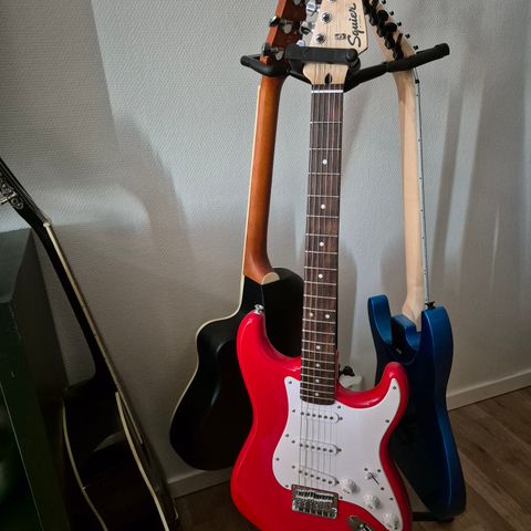 Fender squier stratocaster