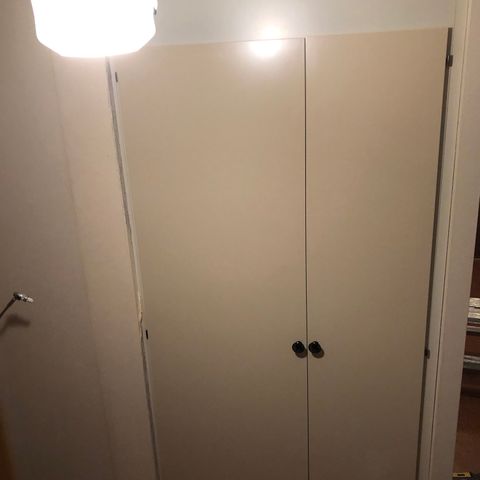 80 tallet garderobe