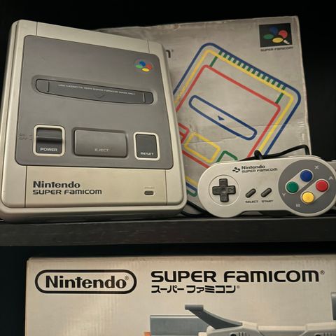 Super Famicom i original eske