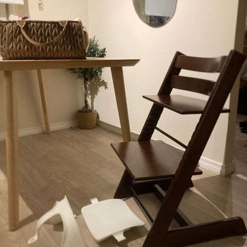 Stokke Tripp trapp stol WALNUT NY MODELL