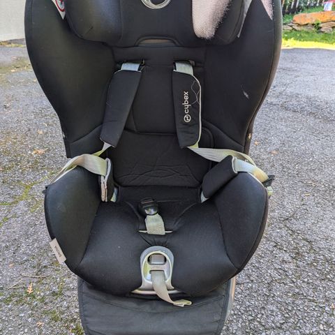 Cybex, bakovervendt bilstol med Isofix.