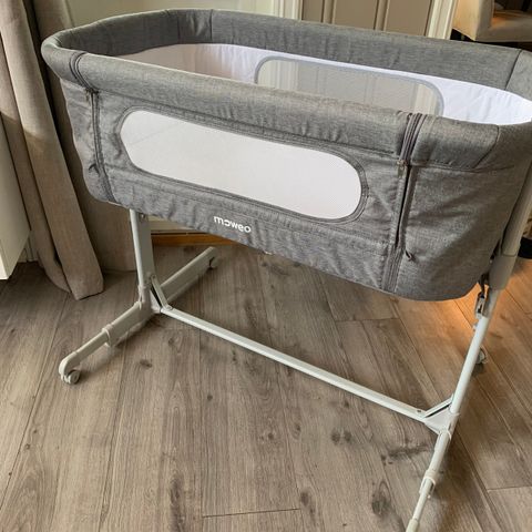 Moweo Bedside Crib