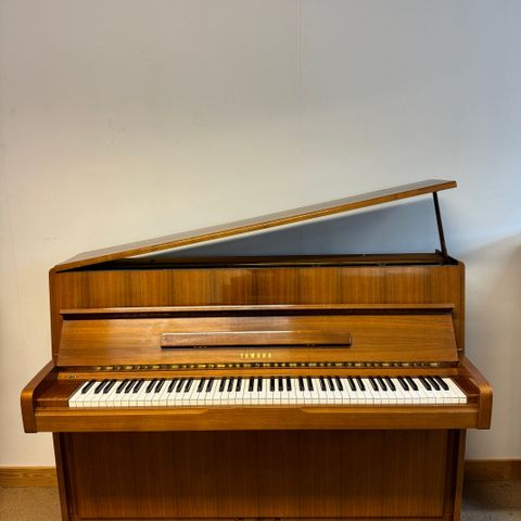 Yamaha Piano