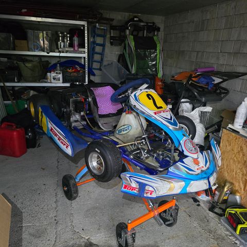 Top-kart med raket 60 motor 2014 mod chassi