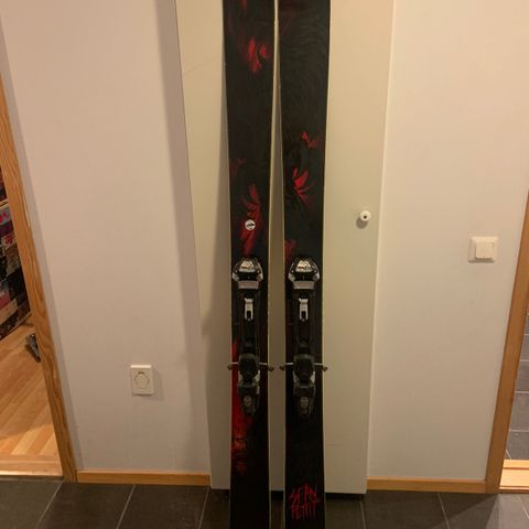 K2 pudderski med gå binding