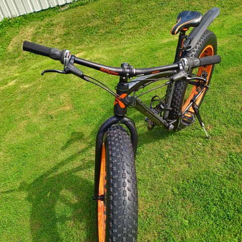 26x4.9 Xeed Fatbike Tubby M 17"